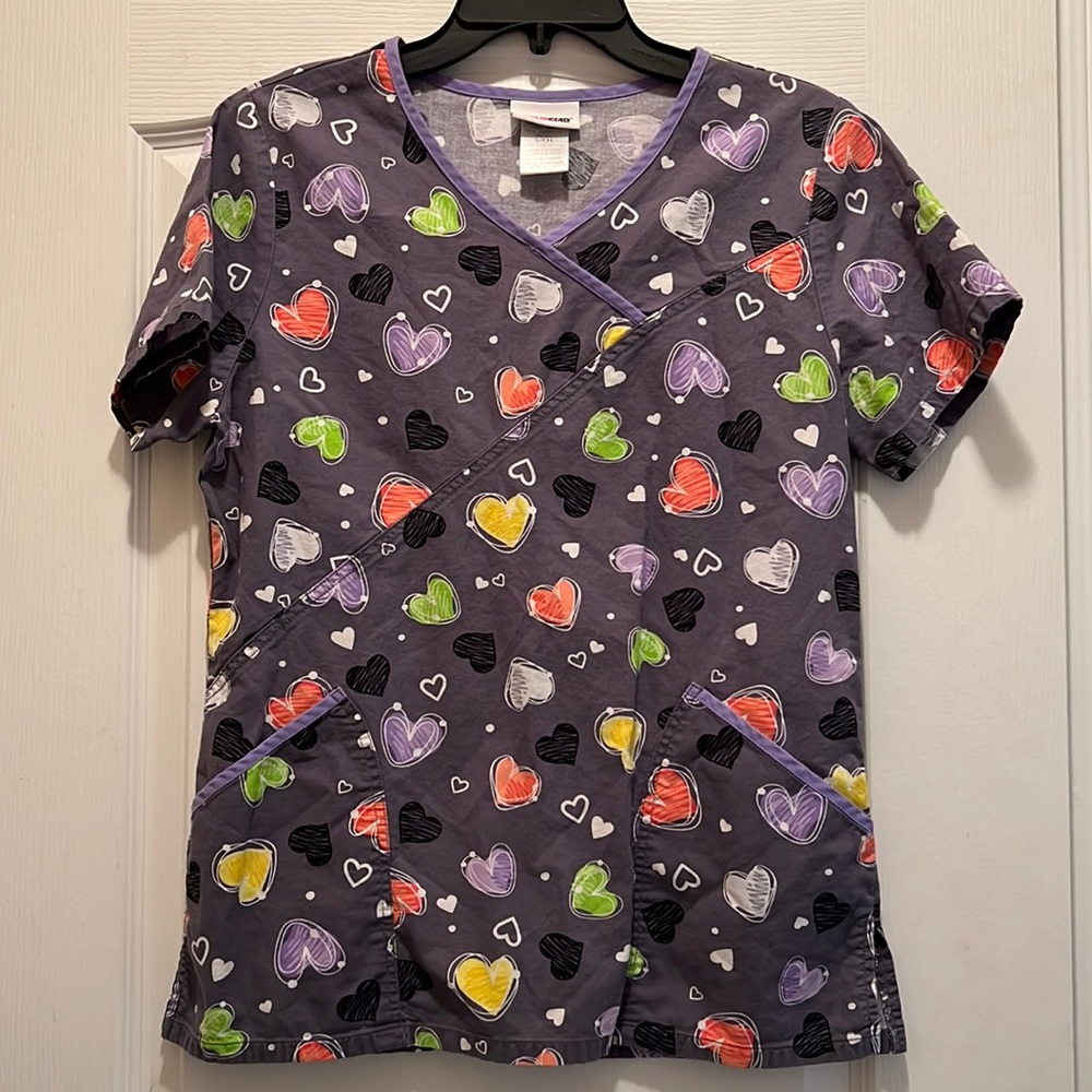 Scrub top